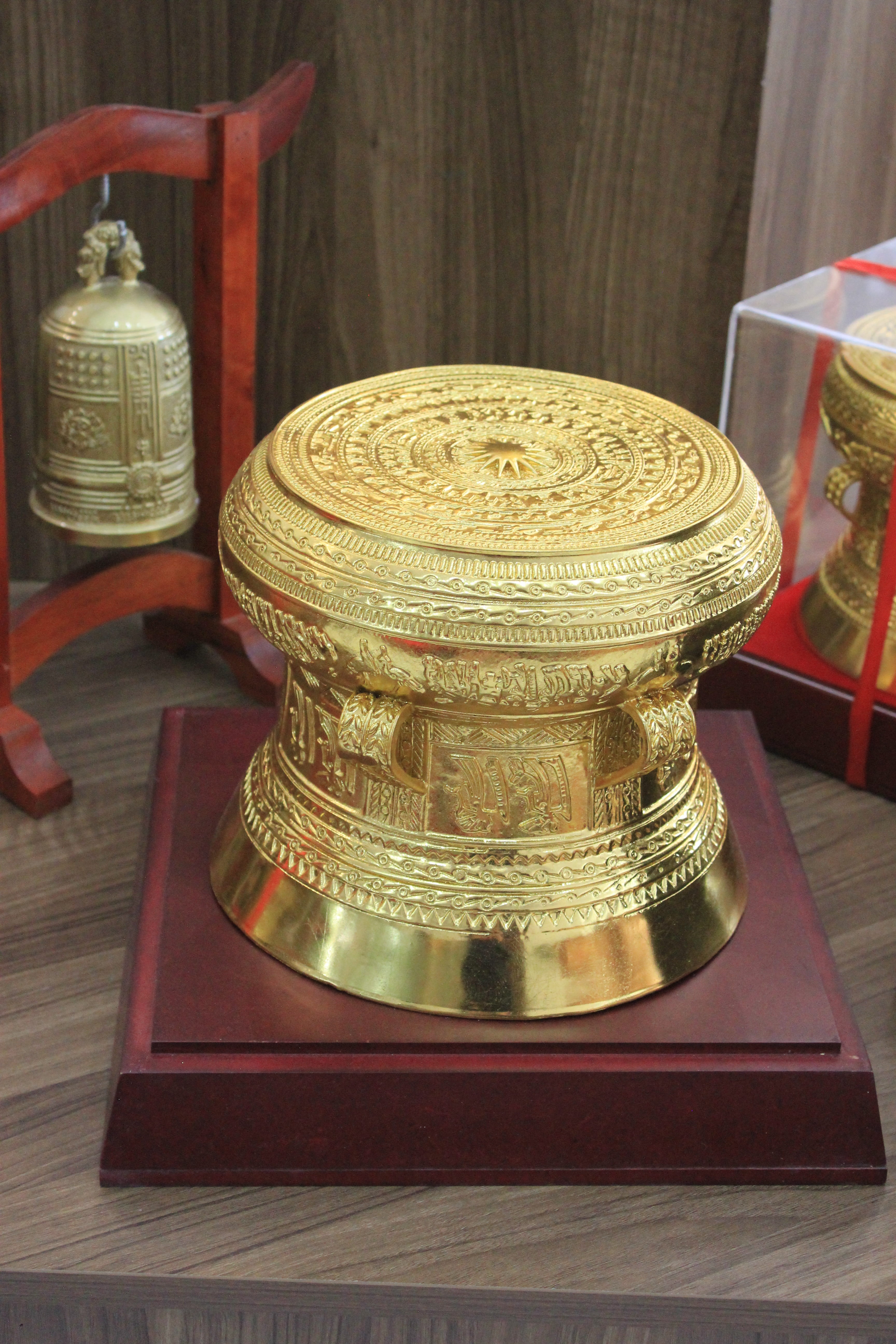 Quả trống đồng lưu niệm 25 cm