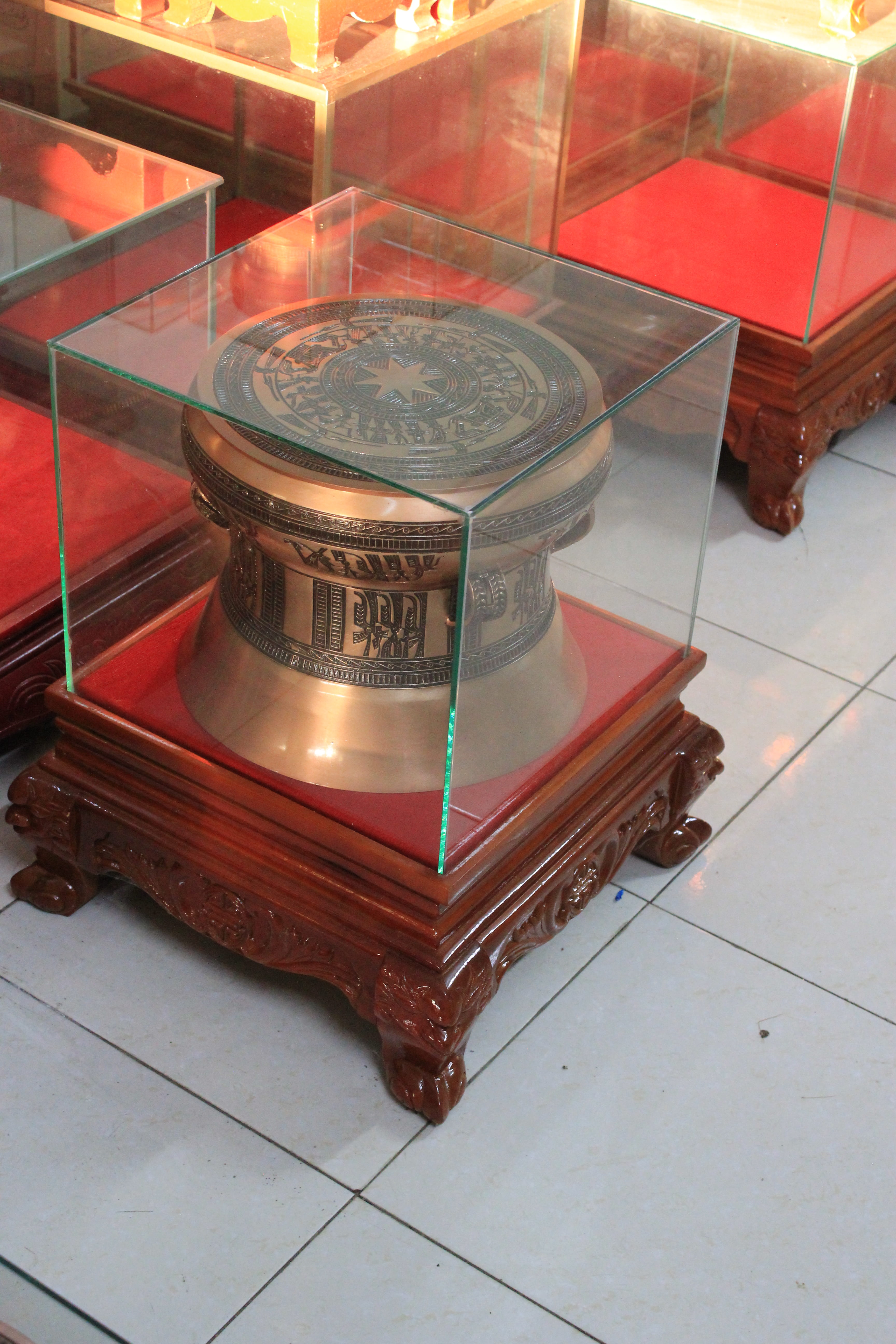 Quả trống đồng Ngọc Lũ 30 cm