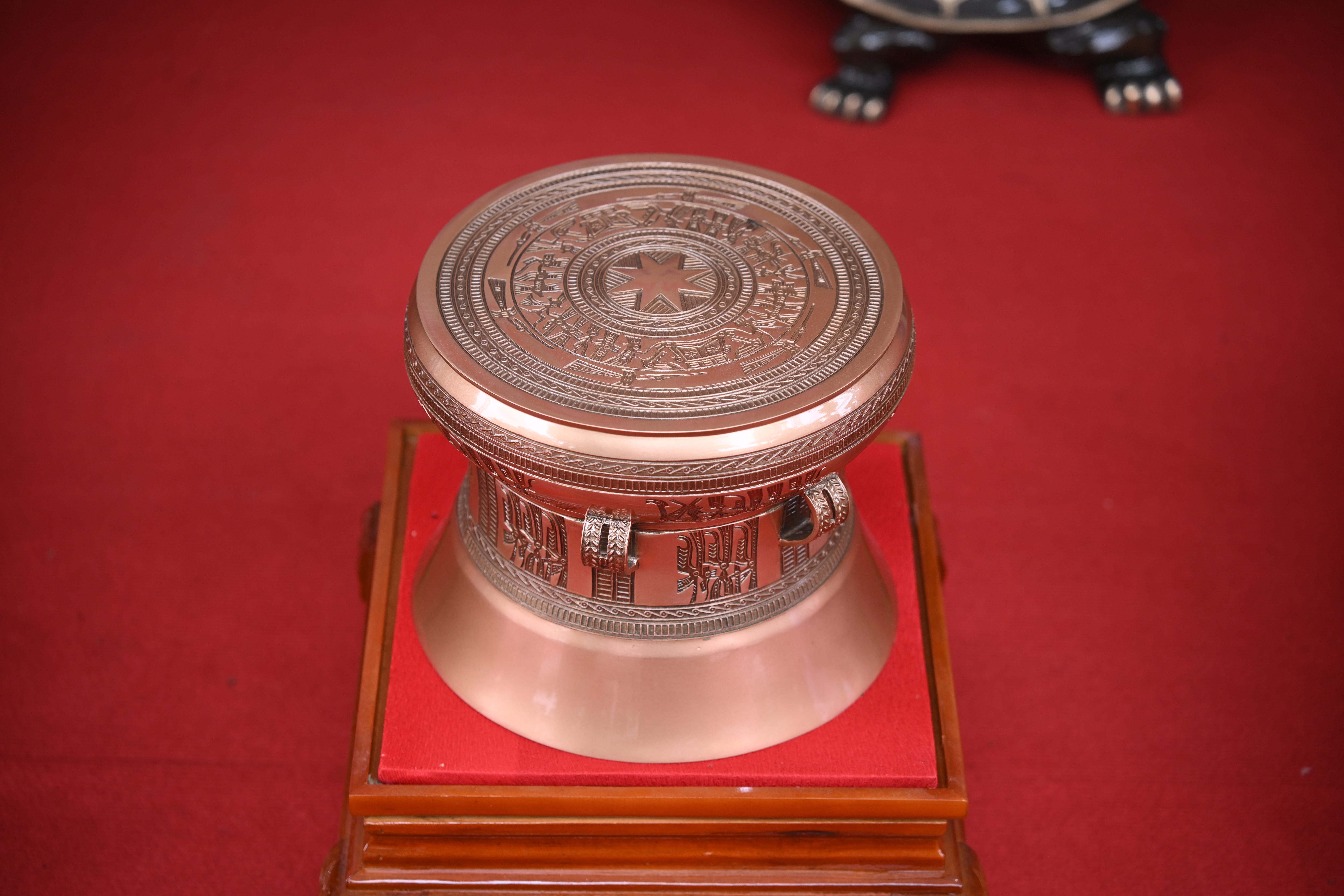 Quả trống đồng Ngọc Lũ 42 cm