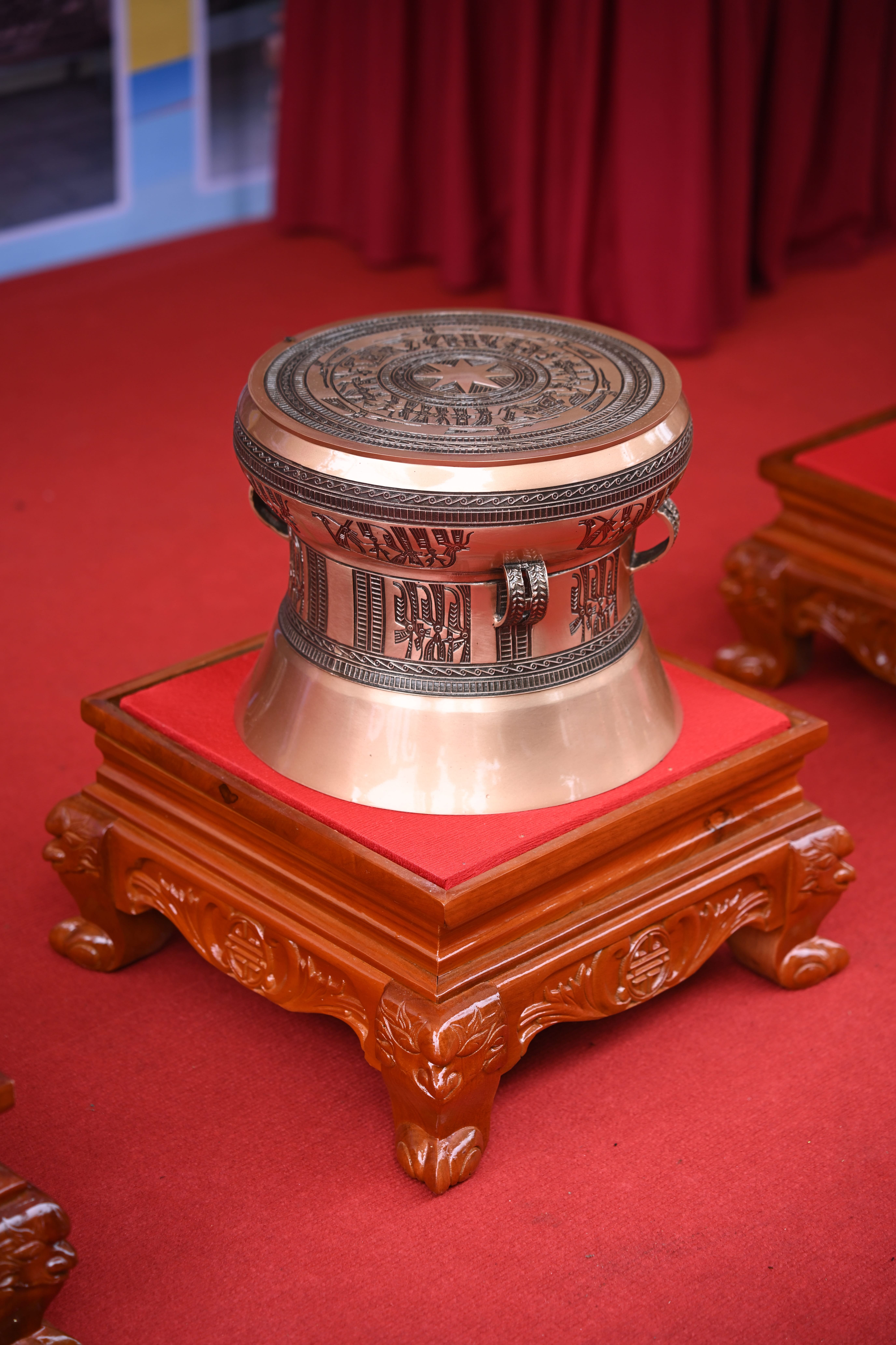 Quả trống đồng Ngọc Lũ 42 cm