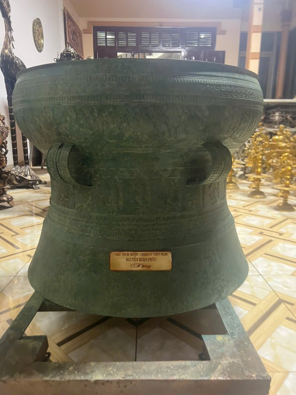 Trống đồng giả cổ